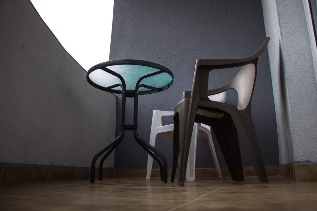 Apartmán Alise Bar Exteriér fotografie