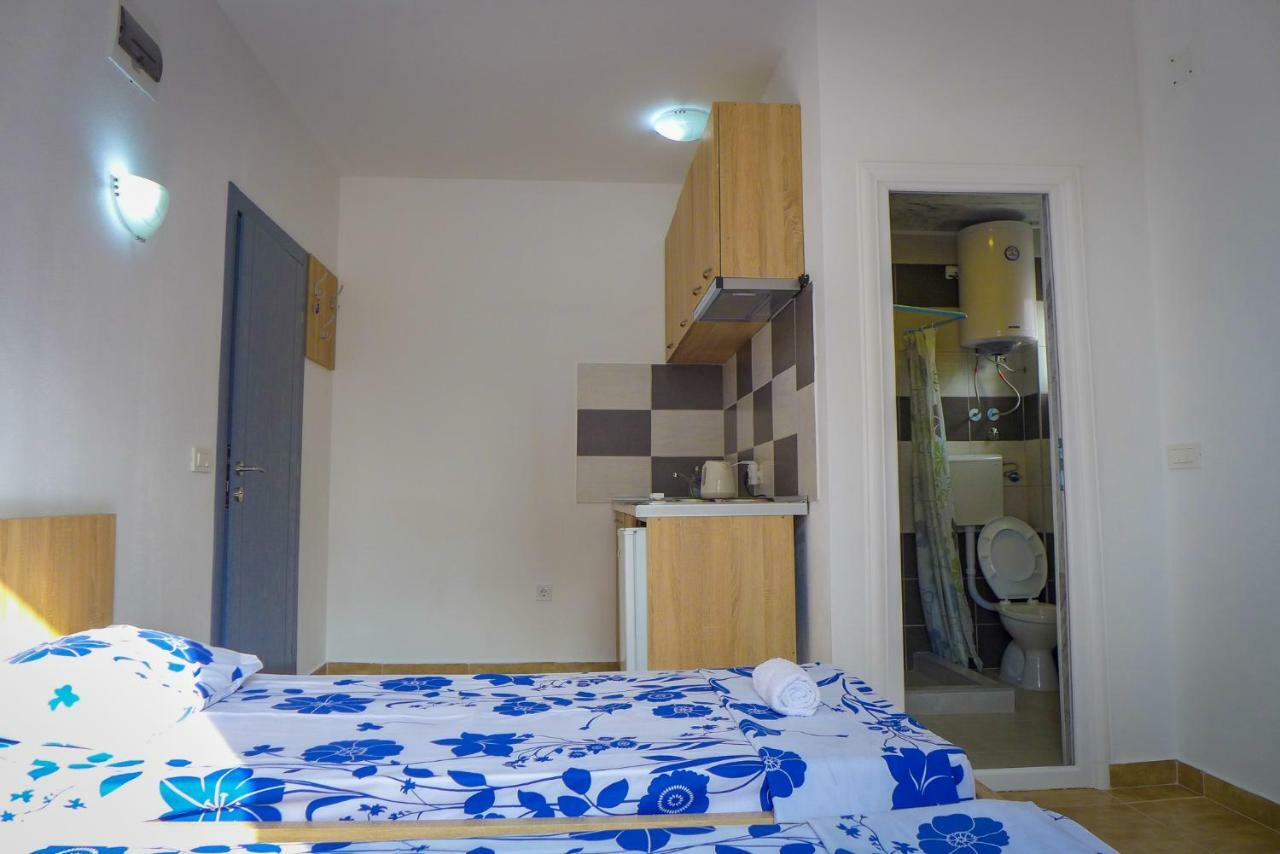 Apartmán Alise Bar Exteriér fotografie